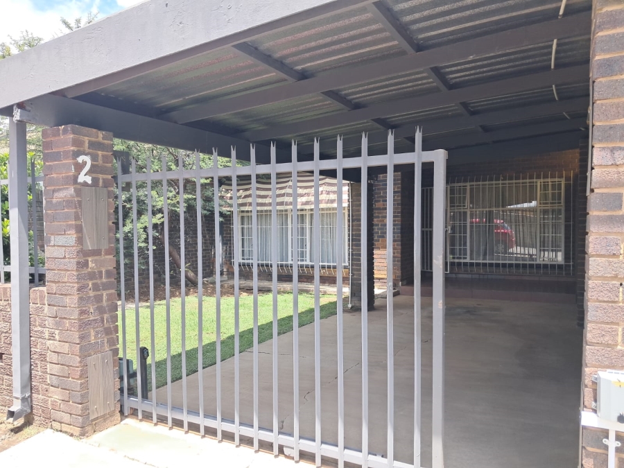 2 Bedroom Property for Sale in Reitzpark Free State